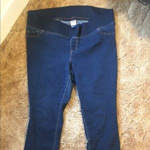 Old navy maternity skinny jeans